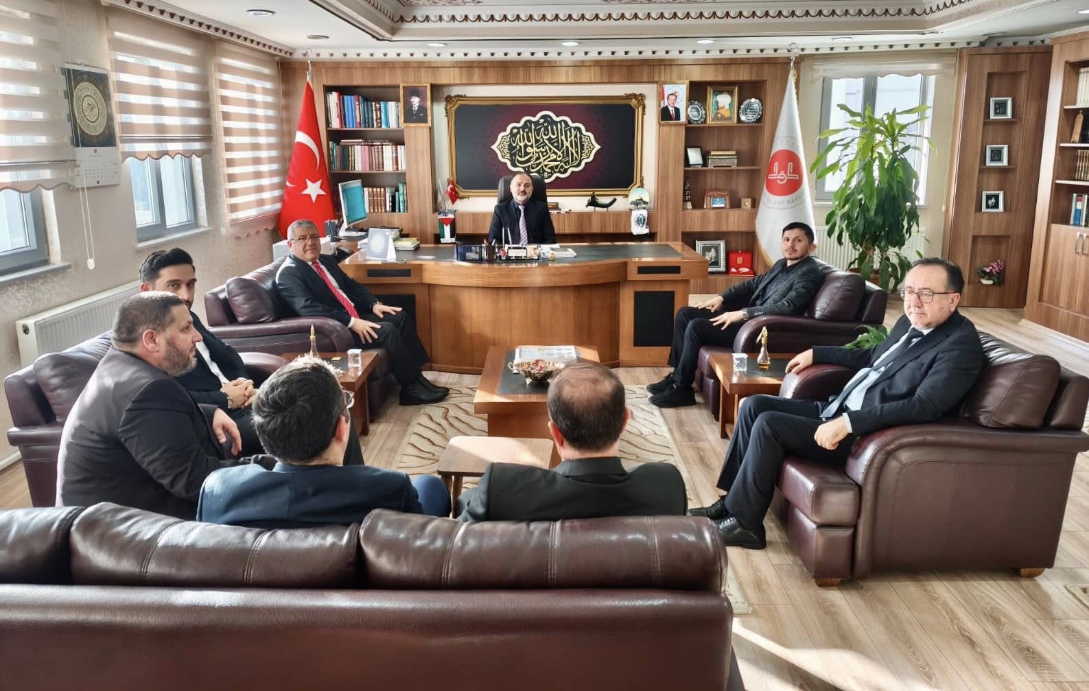 610697714 884747980593135 8604381437960844400 n